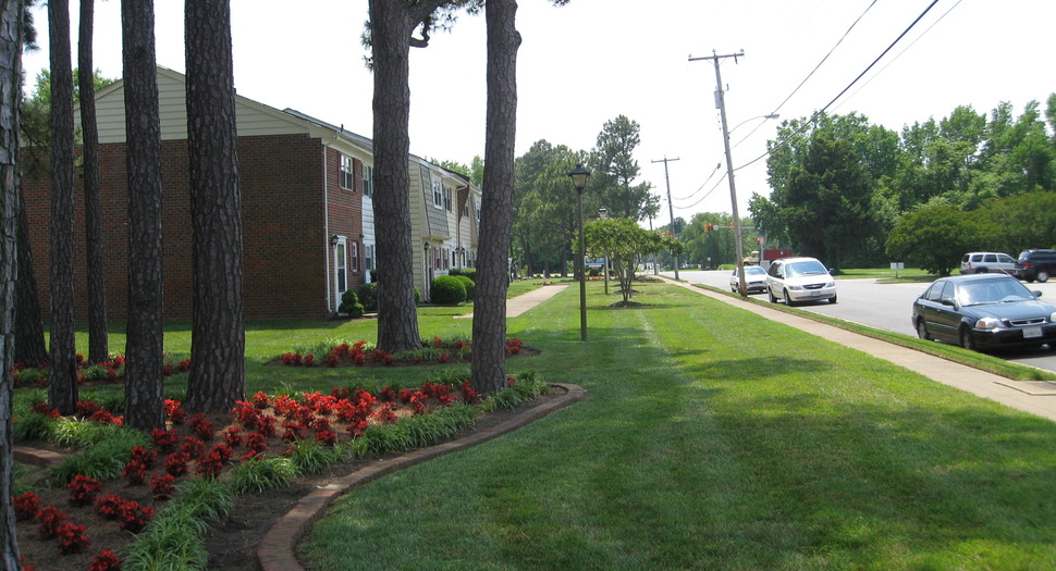 <p>Gateway Townhomes, Hampton, VA</p>
